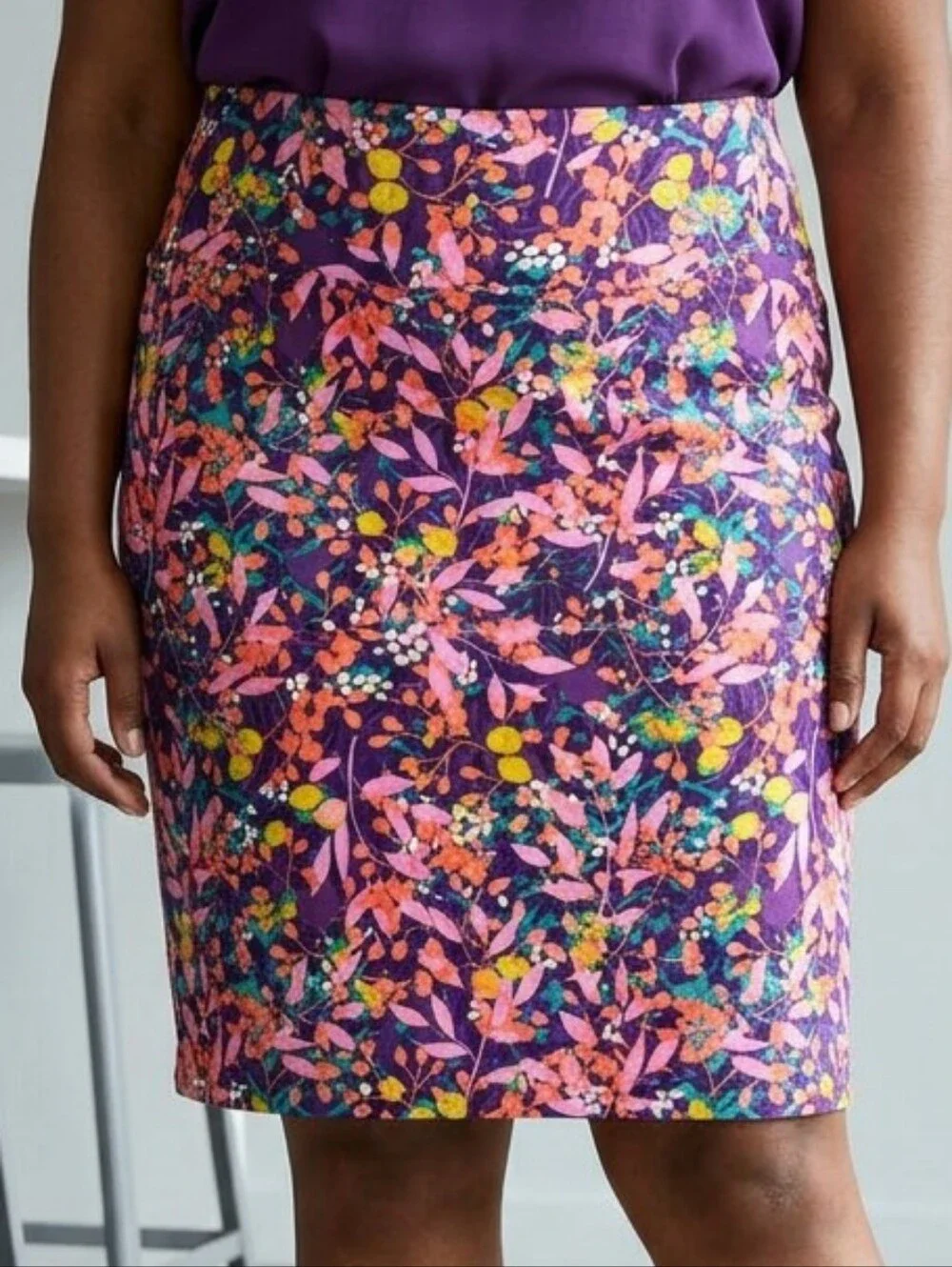 LuLaRoe Cassie 2XL Purple Floral Pencil Skirt Stretch Botanical NWT Comfy Blooms